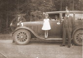 Rodzina Bonin na przejażdżce w 1929 r.